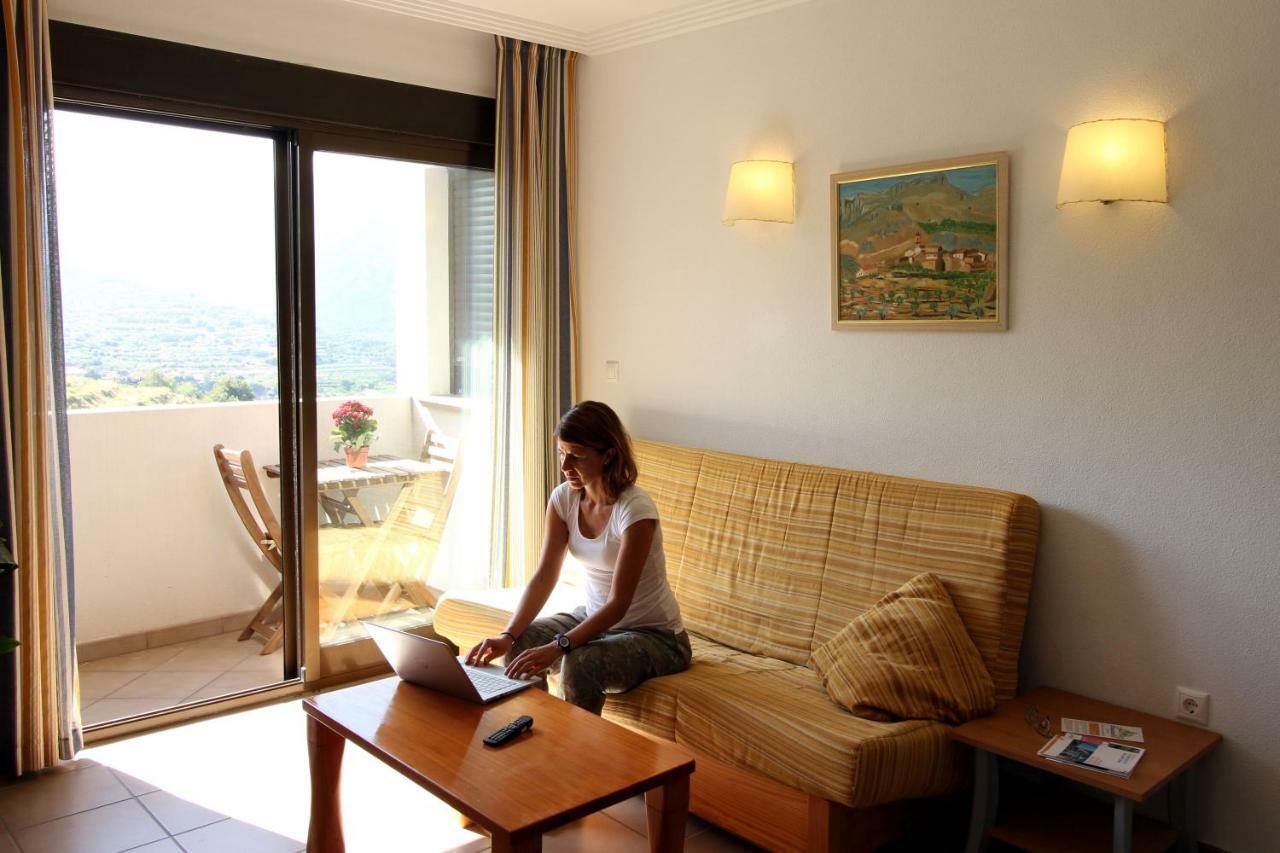 Apartamentos Serrella - Rural Guadalest Benimantell Bagian luar foto